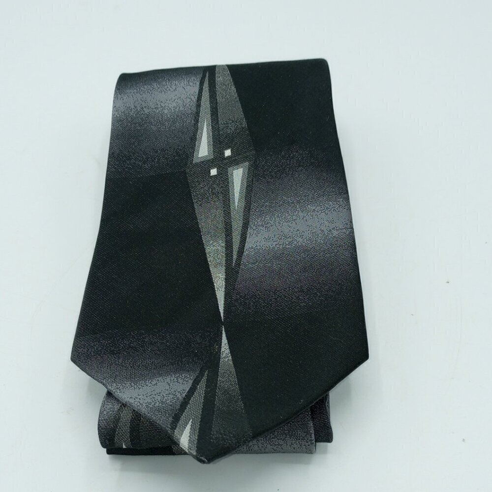 Pierre Cardin Tie 57.5"L